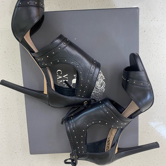 Vince Camuto Roux - Picture 4 of 8